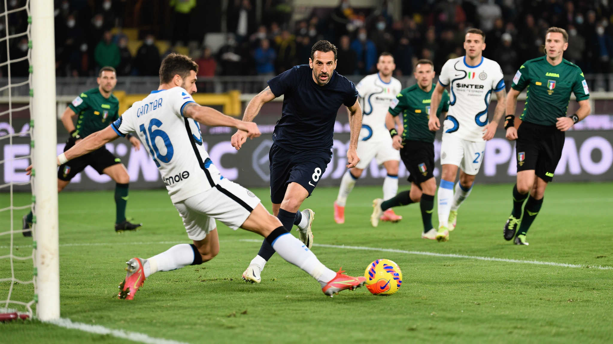 劳塔罗闪耀世俱杯首秀!齐沃执教首球,50战斩获30球贡献 尤为值得关注的是,这次破门对于整个足球界来说也是一