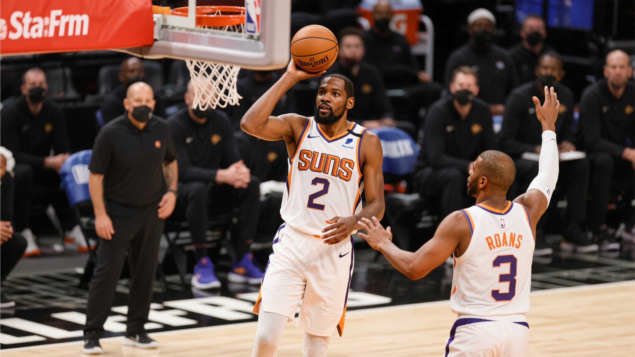 火箭妙招频出!杜兰特与新东家缘分满满难掩心动 分析来看:通过主教练蒙蒂·威廉姆斯重新梳理团队进攻